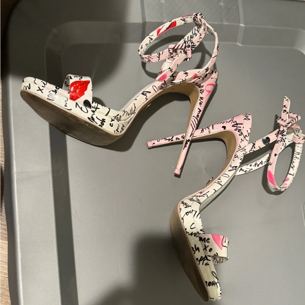 Aldo Pink Script Pattern Heels - Picture 3 of 5